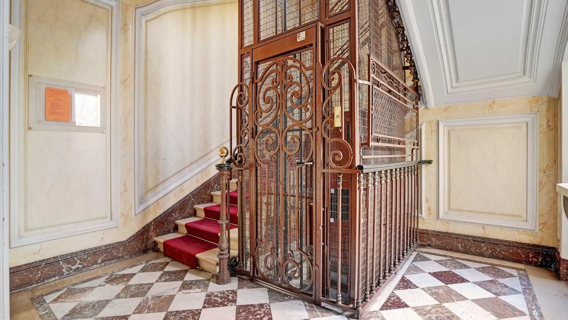 Charming Apartment - 4Br -10P- Madeleine Paris France