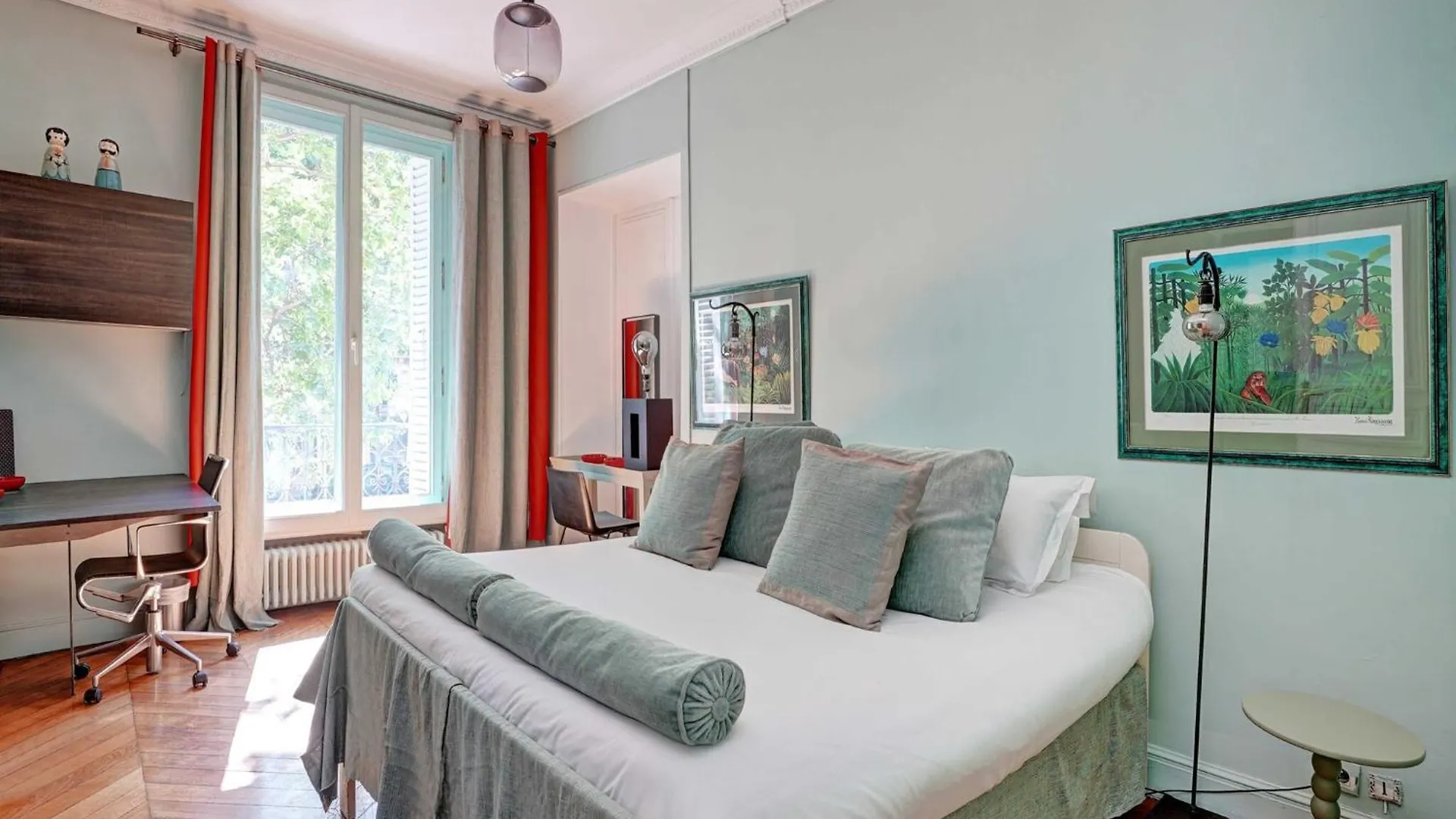 Charming Apartment - 4Br -10P- Madeleine Paryż
